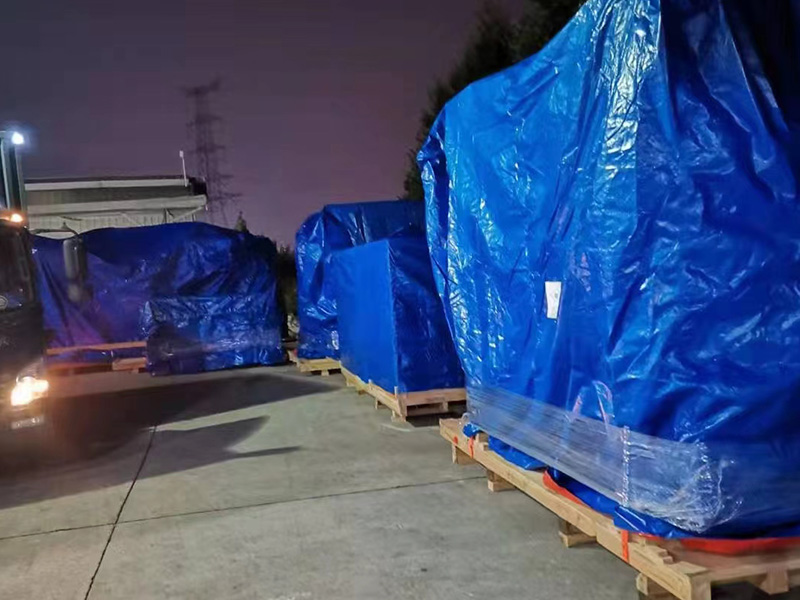 廣州(zhou)韓國LG搬(bān)遷防雨(yu)真空包(bao)裝