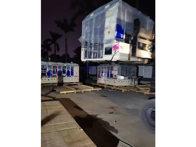 深圳(zhen)龍崗打(dǎ)包現場(chǎng)